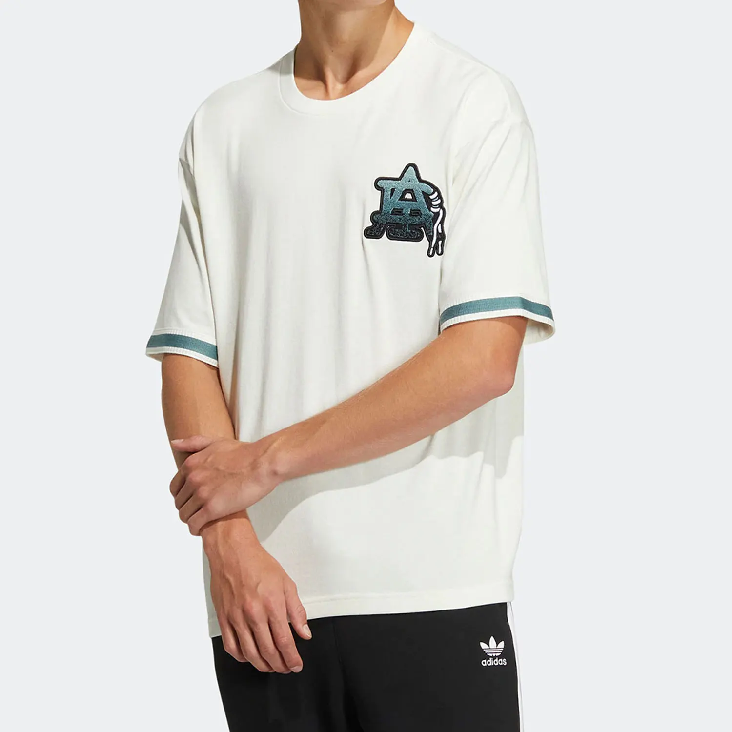 Adidas genuine Trefoil MC BADGE TEE Couple Sports Short Sleeve HS2016