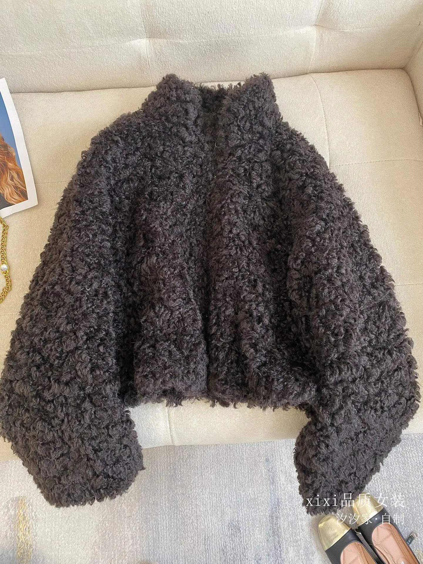 New Lamb fur coat with looped curly fur, fine and smooth plush, warm and thick top Jackets