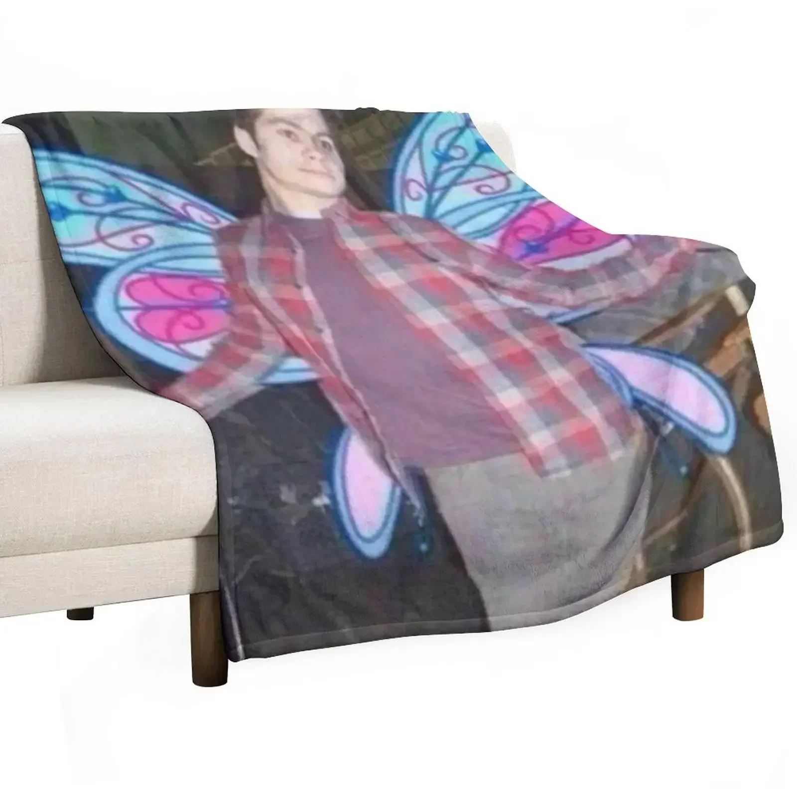 Dylan O’brien a cute fairy3 Throw Blanket Soft Big Luxury Summer Extra Large Throw funny gift Giant Sofa Blankets