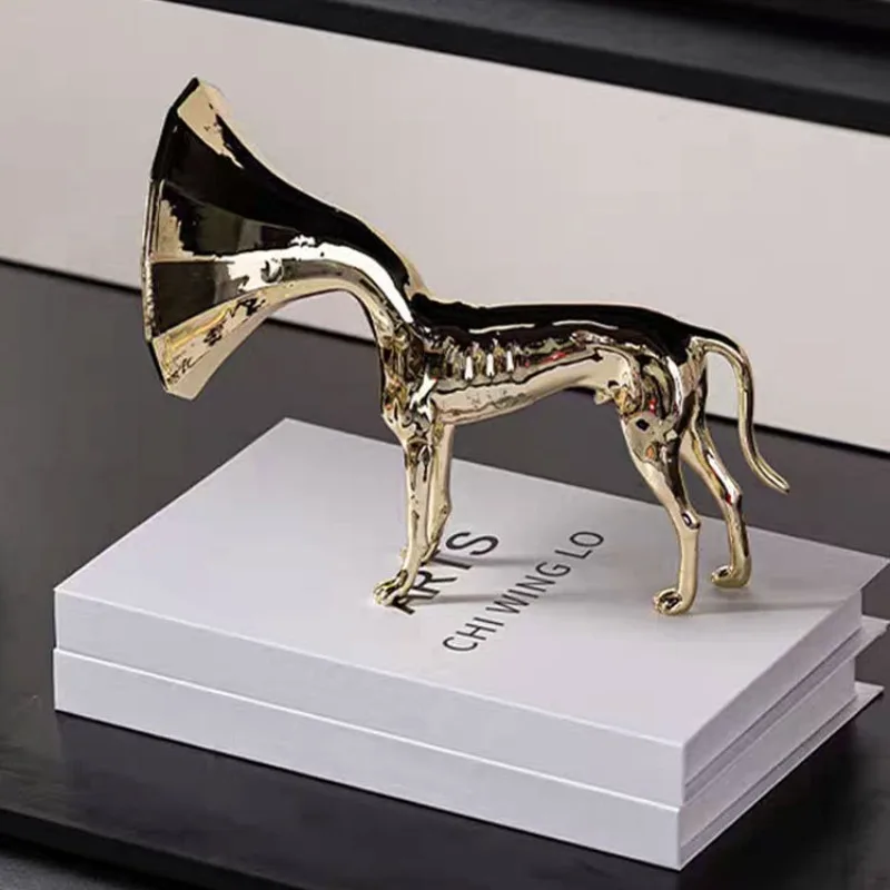 

Modern light luxury horn dog ornament, hotel model room, desktop high-end decorative handicrafts