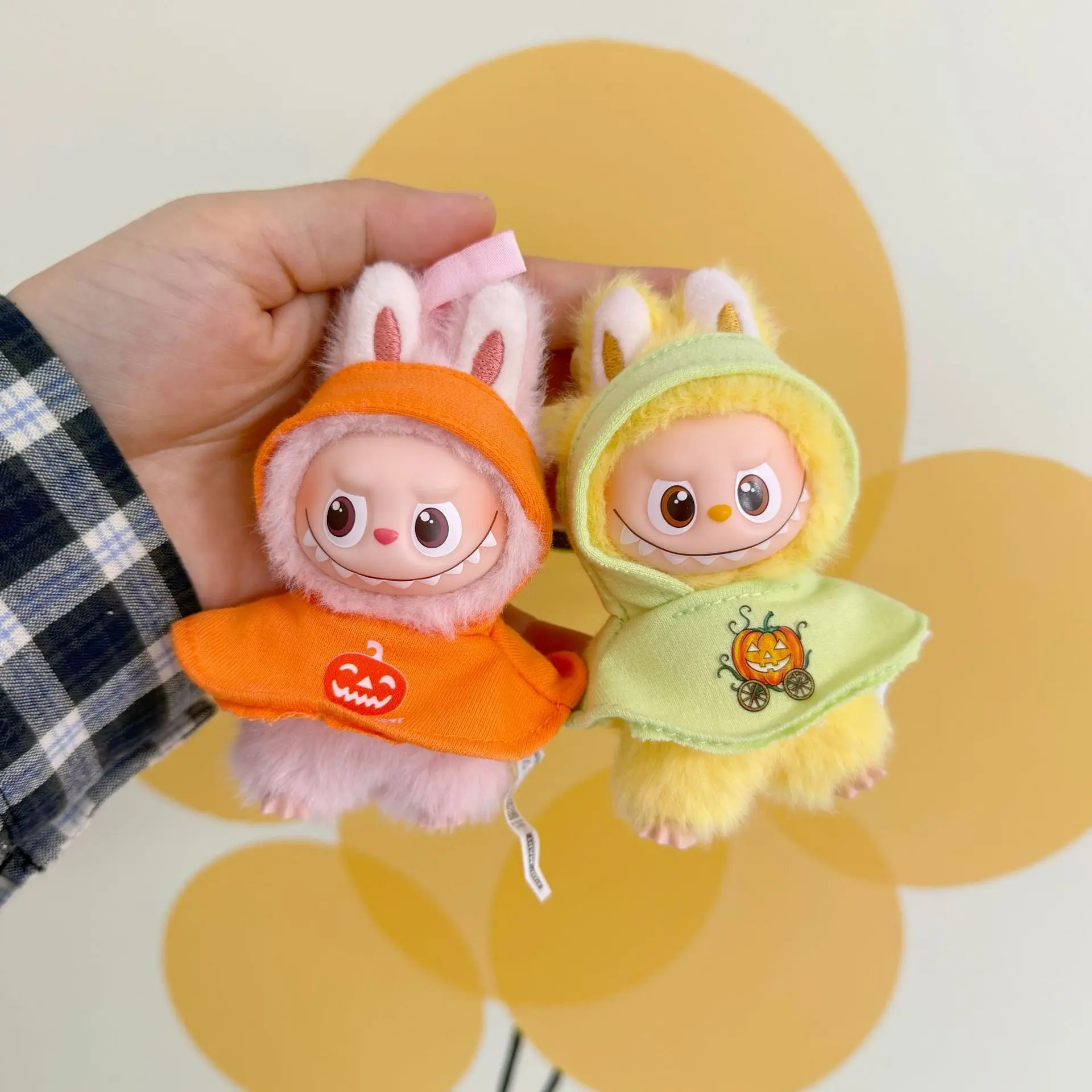 

10cm Mini Labubu 4.0 Doll Clothes 4th-Gen Labubu Halloween Cape & Cloak Set for Mini Labubu