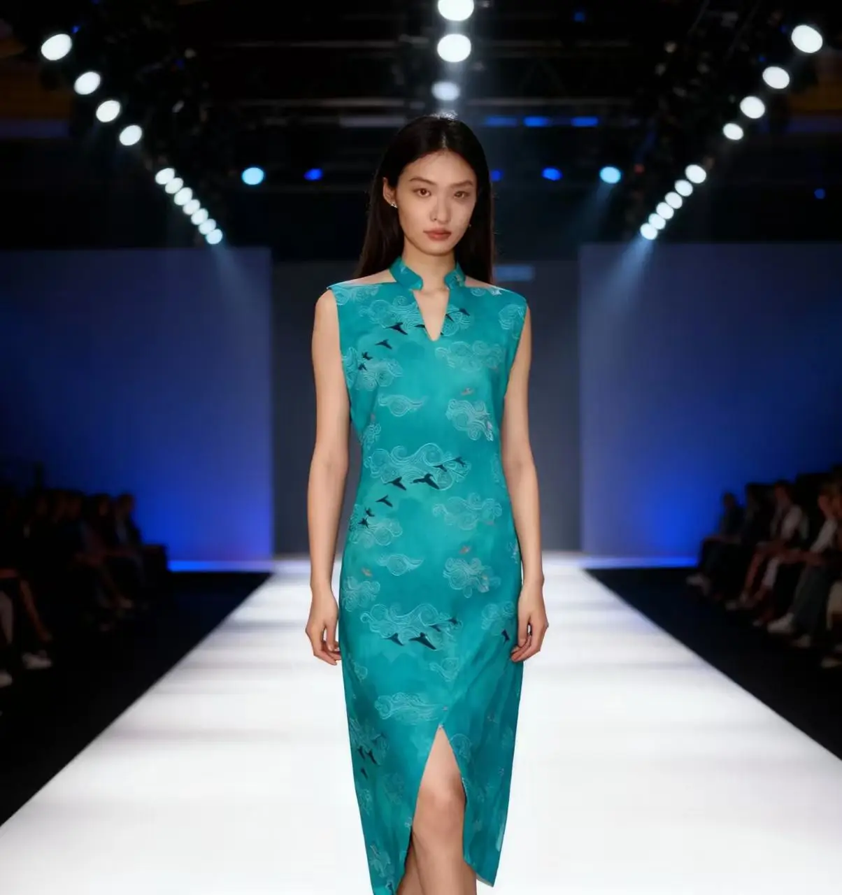 Natural and skin-friendly ramie, with colorful patterns, suitable for sewing summer dresses and pants 2026 fabr