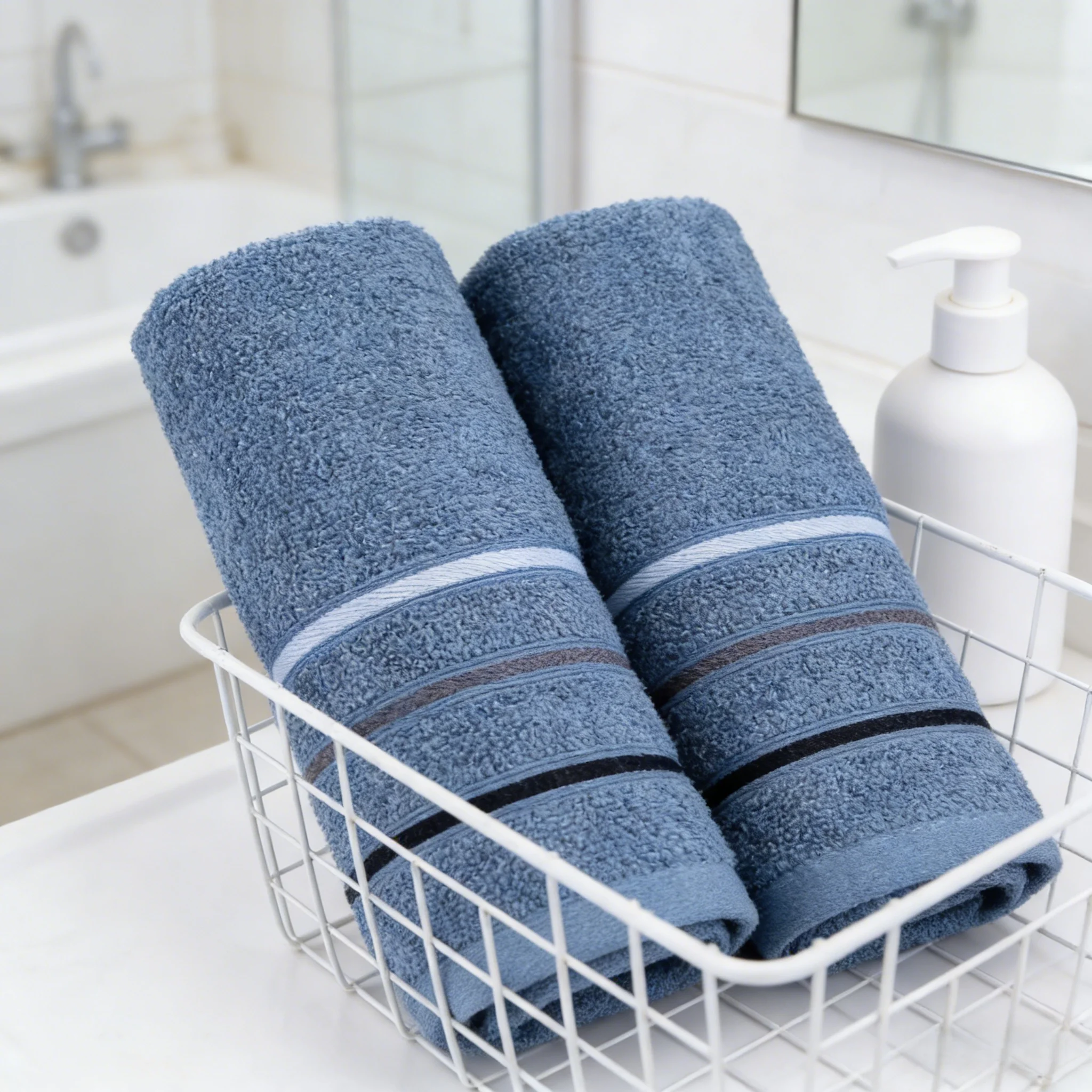 

Quick-Drying Soft Blue Gym Towels (Two-Pack): Classic Three-Stripe Design for Fitness and Travel