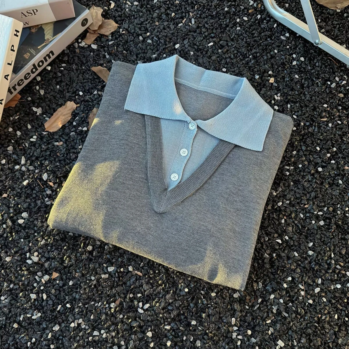 회색 브이넥 스플라이스 니트 스웨터 남성용 가을 겨울 루즈핏 긴팔 베이스 레이어 탑 레트로 스타일 한국 버전