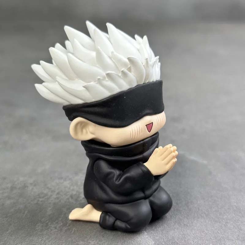 Anime Jujutsu Kaisen Gojo Satoru carino posizione inginocchiata Action Figure PVC Modello Auto ornamento decorazione Giocattoli Decorazione da scrivania Regali