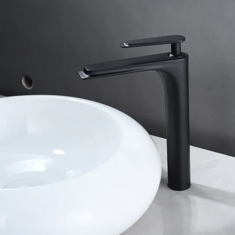 

Золотисто-белый смеситель для ванной комнаты Медный белый смеситель для раковины в ванной комнате Смеситель для холодной и горячей серой воды Черный смеситель для мытья на палубе