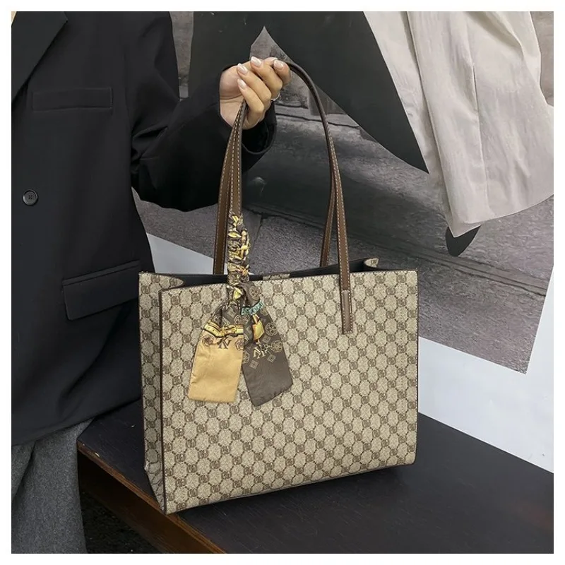 

Stylish Timeless Tote Bag Ladies Office Commuting Work Meeting Exquisite Charming Dainty Elegant Versatile Practical