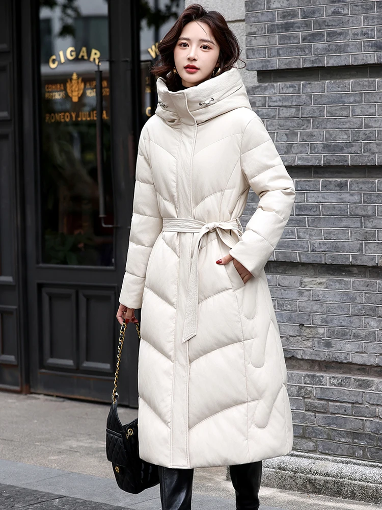 Cappotto Duffel in Vera Pelle di Pecora da Donna Inverno 2025, Lunghezza Media, Vestibilità Slim, con Cappuccio, Stile Haute Couture, Giacca in Pelliccia Coreana