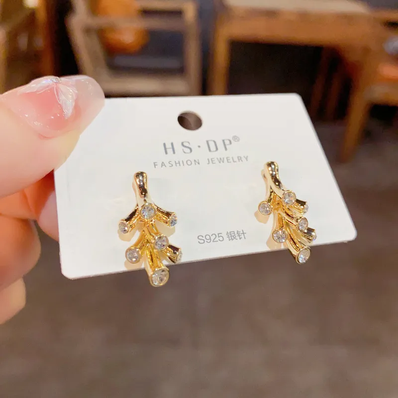 

Fashion Simple Metal s925 Silver Needle Earrings