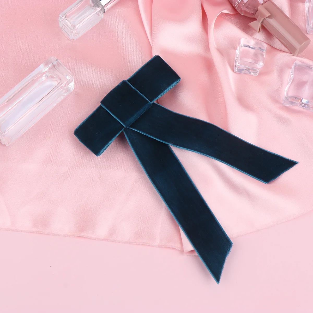 

Chic Large Bowknot Bobby Pins Classic to Use Hair Accessories for Girls Hair Clips Bowknot Barrette