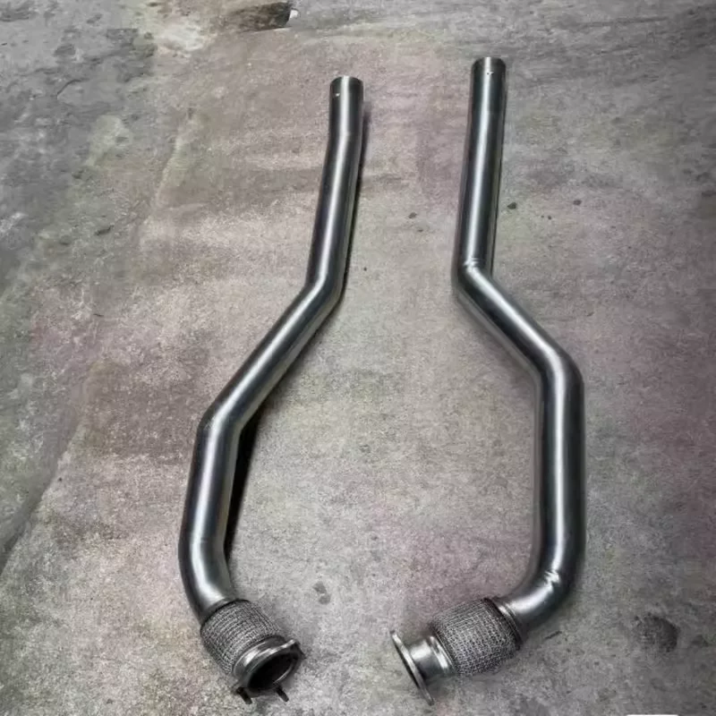 Suitable for Porsche MACAN 3.0T exhaust pipe front muffler front section soft mesh corrugated pipe