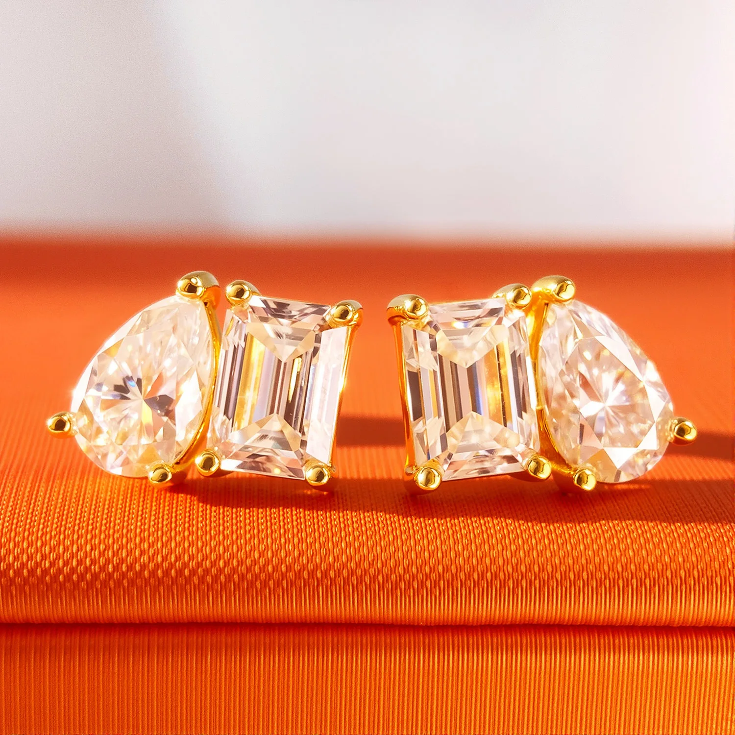 EWYA 4cttw Toi et Moi Radiant/Emerald&Pear Cut Moissanite Stud Earrings Women Wedding S925 Silver Two Stone Diamond Ear Studs