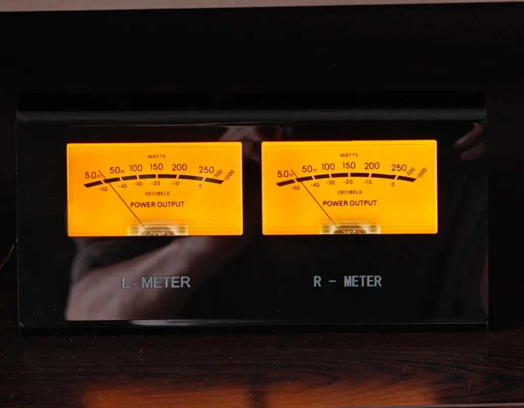 High Precision Audio Level DB Meter 2-Way UV Panel Display Orange Light for Amplifier Speaker