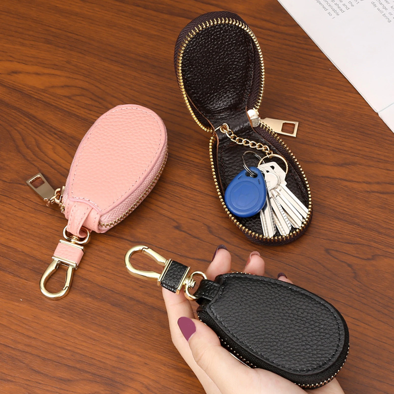 Faux Leather Car Key Case with Hanging Buckle Keyring Chain Portable Remote Key Fob Holder Zipper Bag Protector Pouch Wallet