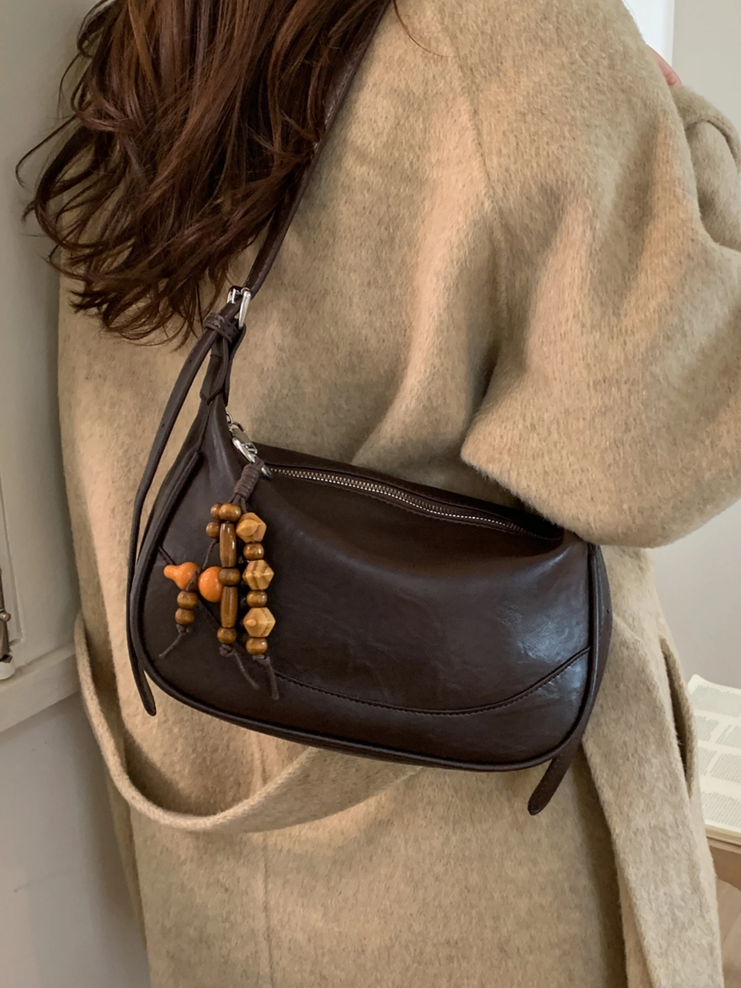 

Fashionable Women's Crossbody Bag Underarm Single Shoulder Bag Stylish Retro Handbag Spring New Arrival ILINX Casual Simple S...