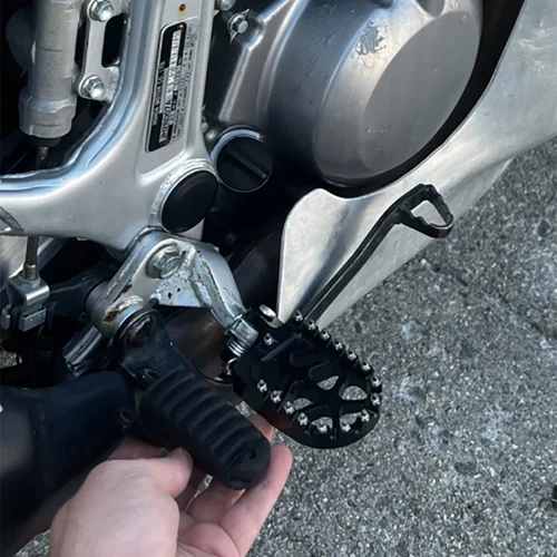 Imagen 2 del producto Estribos, clavijas de pie, reposapiés de Pedal para Honda CR 80 85 R CRM 250 XR 400 R CRF 230 1000 L DTC para KAWASAKI KLX 250 S 300 R KLR 650