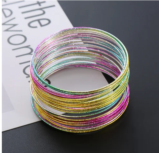 Conjunto de pulsera de metal de 30 piezas, pulseras ultrafinas esmeriladas con purpurina fina de colores, joyería vaquera de estilo veraniego muy apilada
