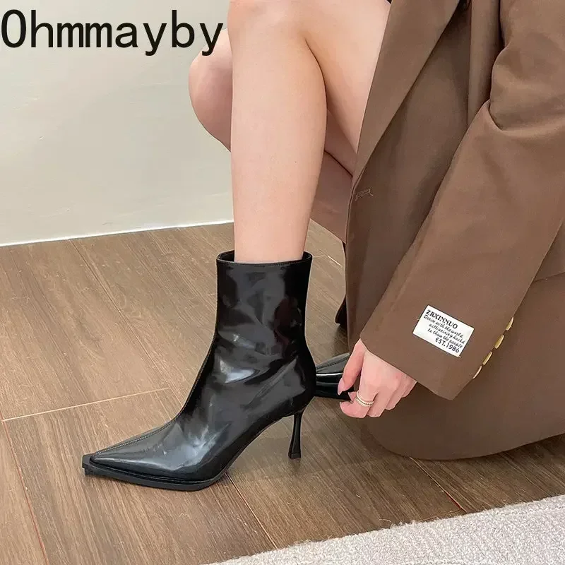 Stivaletti da donna corti in peluche autunno inverno moda punta a punta da donna eleganti décolleté Chelsea scarpe stivaletti corti con tacco alto