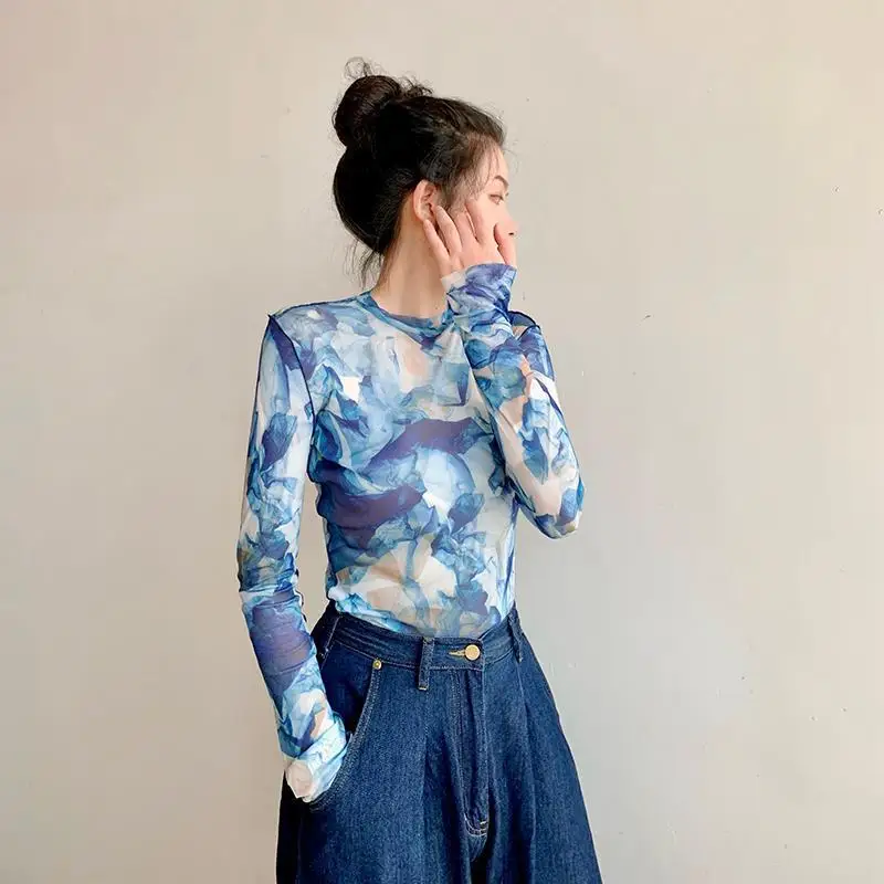 Small Niche Design Slim Fit Tie Dye Mesh Top Long Sleeved T-shirt Women\'s Thin Design Summer 2024 New Item