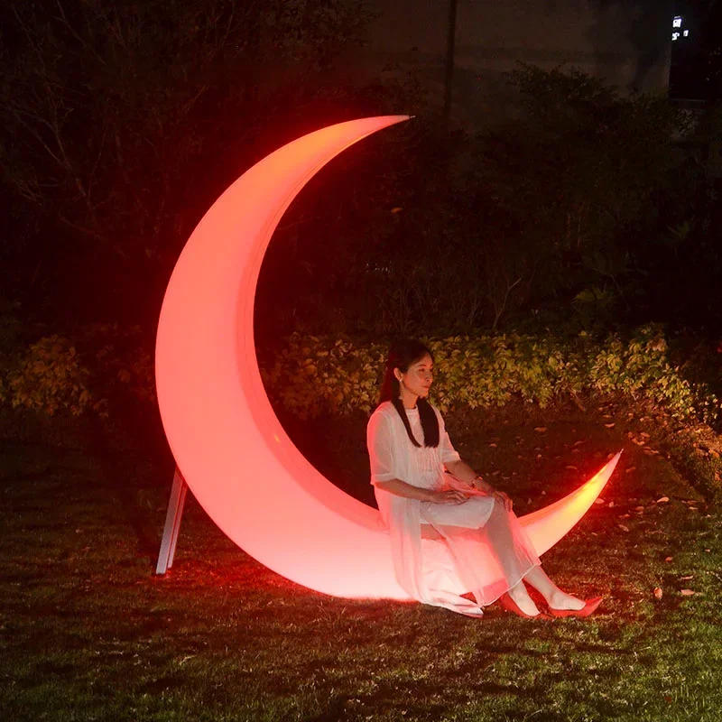 

LED Luminous Moon Swing Crescent Single Glider Creative B & B Moon-Light Lamp Outdoor Courtyard Swing