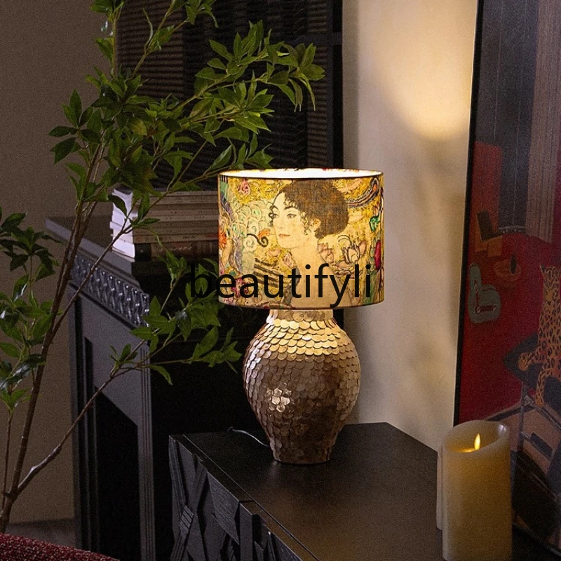 

French Retro Style Oil Painting Design Natural Handmade Art Table Lamp