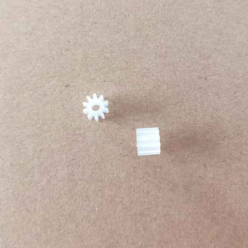 10/100 pz 10T ingranaggio in plastica morbida 0.5M asse principale 2mm foro OD 6mm per rc auto robot parti giocattolo fai da te accessori modello giocattoli ragazzo GPS102A