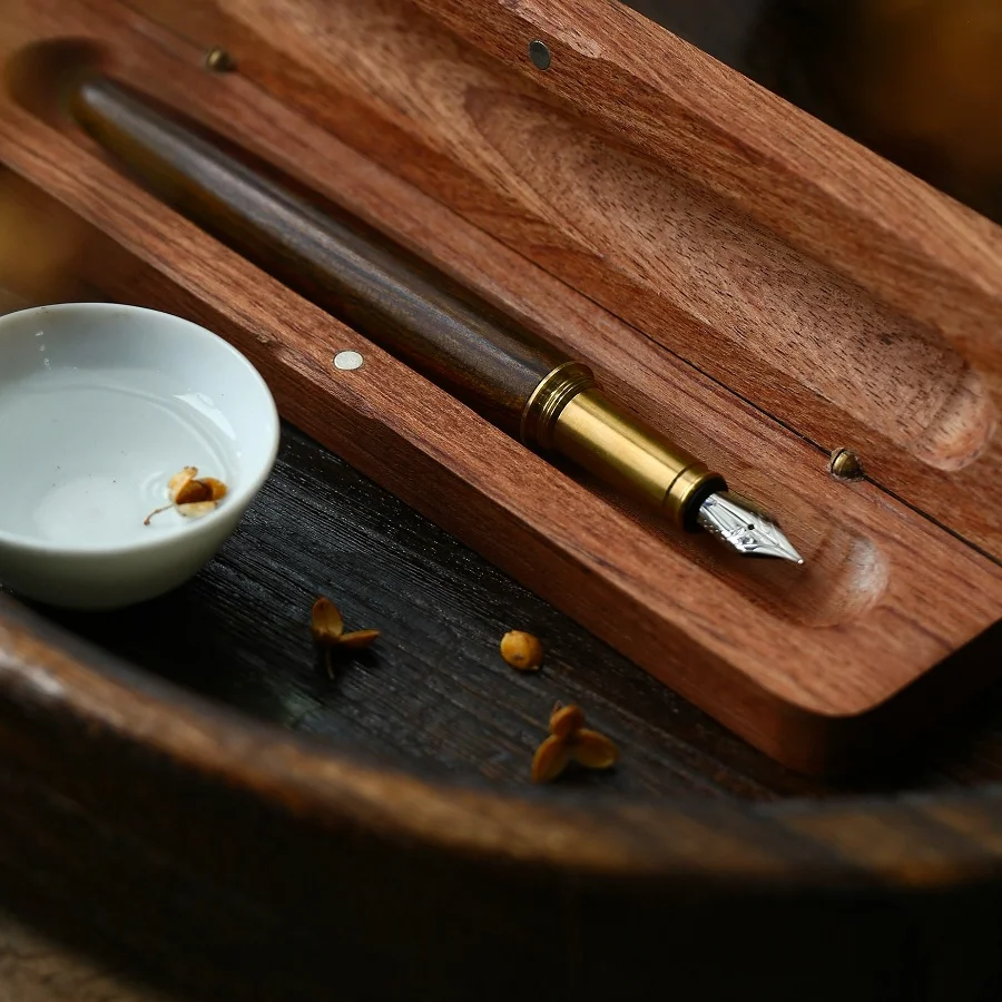 Qingya Shuyuan Quanshi Beautiful Vintage Wood Body Soft Flexible Nib Calligraphy Practise Fountain Pen