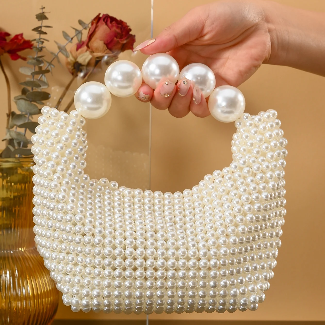 European and American style new beaded handbag Summer women's pearl bag hand woven wrist bag Fashion temperament handbag