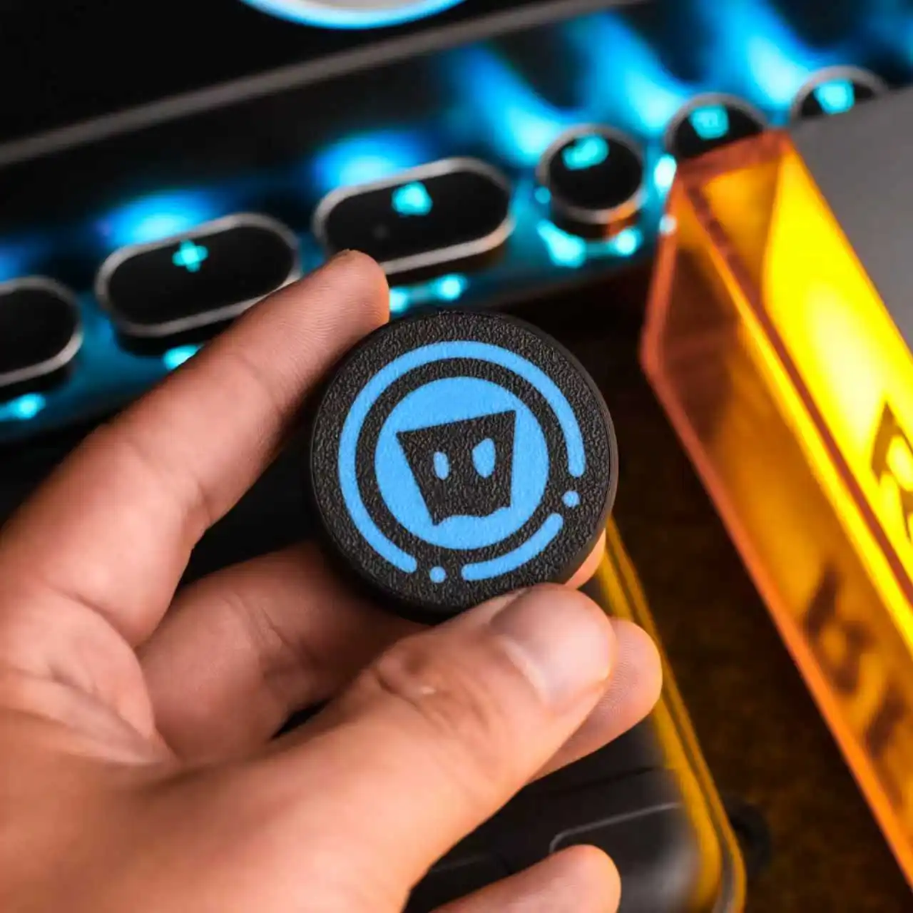 เหรียญหมุน GOFIT EDC Mechanical Dingding Coin 2.0 ของเล่นคลายเครียดแบบกดหมุน 3 มิติ ผลิตด้วยเทคโนโลยีการพิมพ์ 3 มิติ