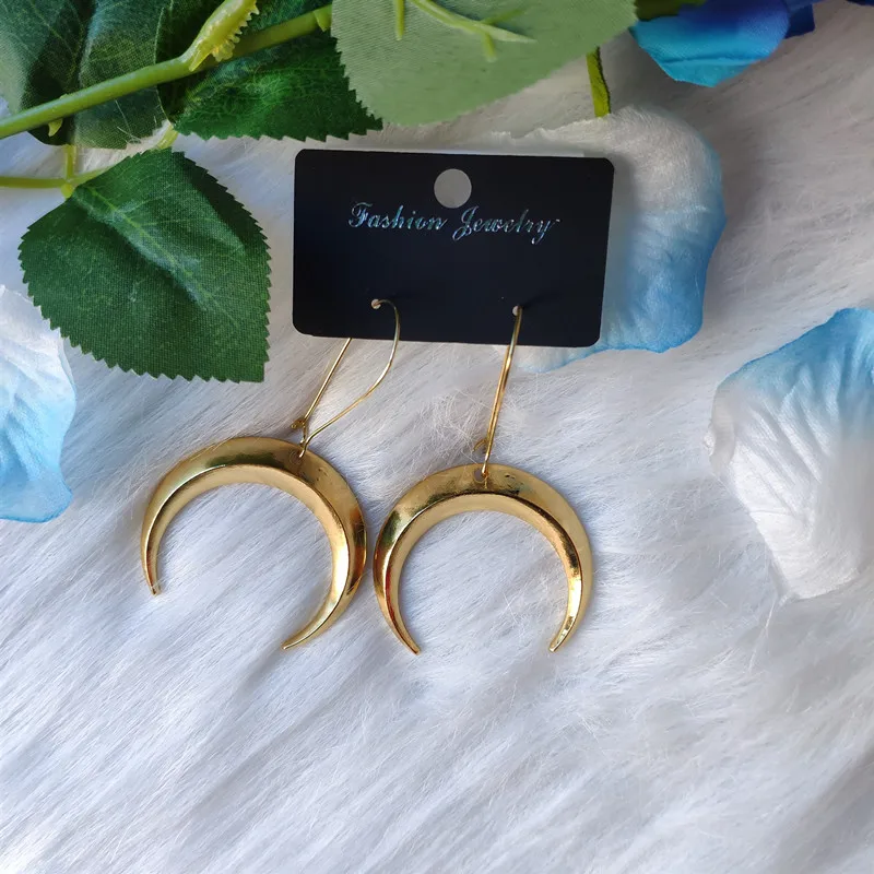 Golden Colour Moon Earrings Witchy Crescent Statement Boho Gifts for Her Pretty Fashion Women Gift Novelty
