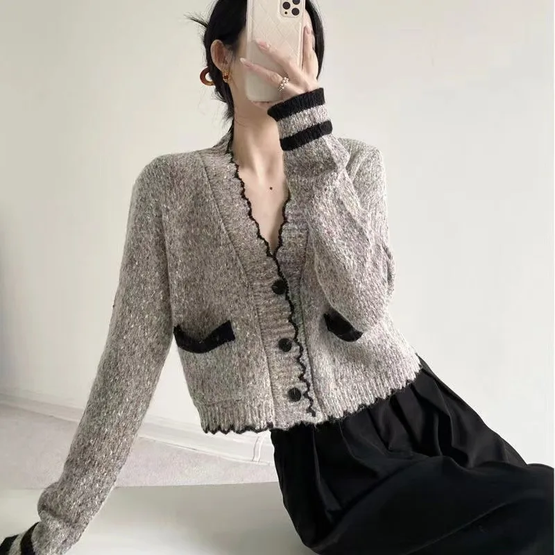 Women's Loose Button Pocket Cropped Sweaters Autumn V Neck Long Sleeve Baggy Short Knitwear Cardigans PYTZX-064