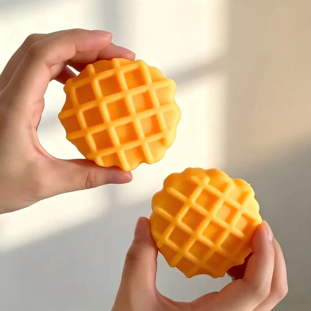 Crunchy Waffle Squeeze Building Blocks Anxiety Relief Realistic Dessert Pinch Kneading Sound Effects Sensory Stress Ball