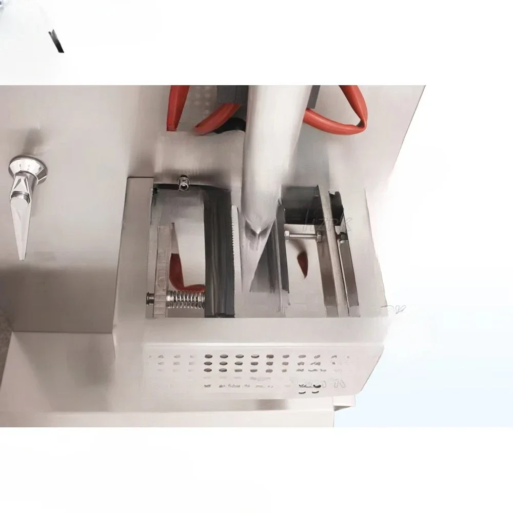 Fruit jam, ketchup, honey sachet filling and sealing liquid, multi-functional packaging machine