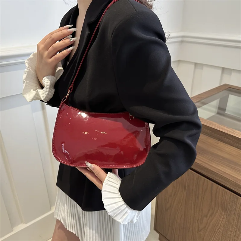 Vintage Wine Red Patent Leather Glossy Underarm Bag 2024 New Minimalist Lady Zipper Shoulder Bag Elegant Versatile Handbag Trend