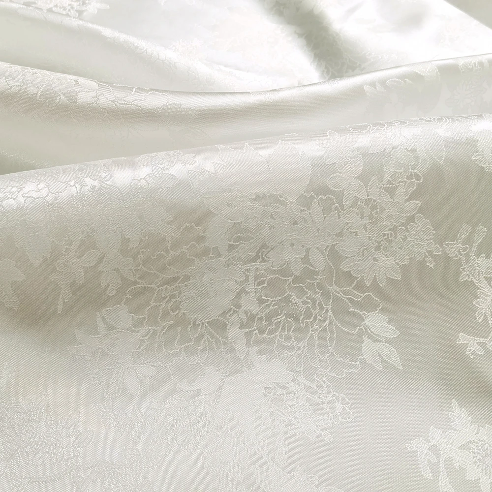 1 meter X 1.48 meter Elegant Natural White Jacquard Satin Fabric Soft Polyester Material For Scarf Kimono Lining