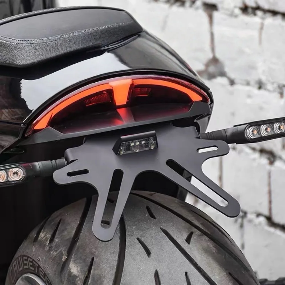 ل بريكستون كروسفير C1002V C 1002 فولت دراجة نارية قصيرة الذيل لوحة ترخيص حامل الحاجز الخلفي بدوره إشارة قوس لوحة ترخيص #5