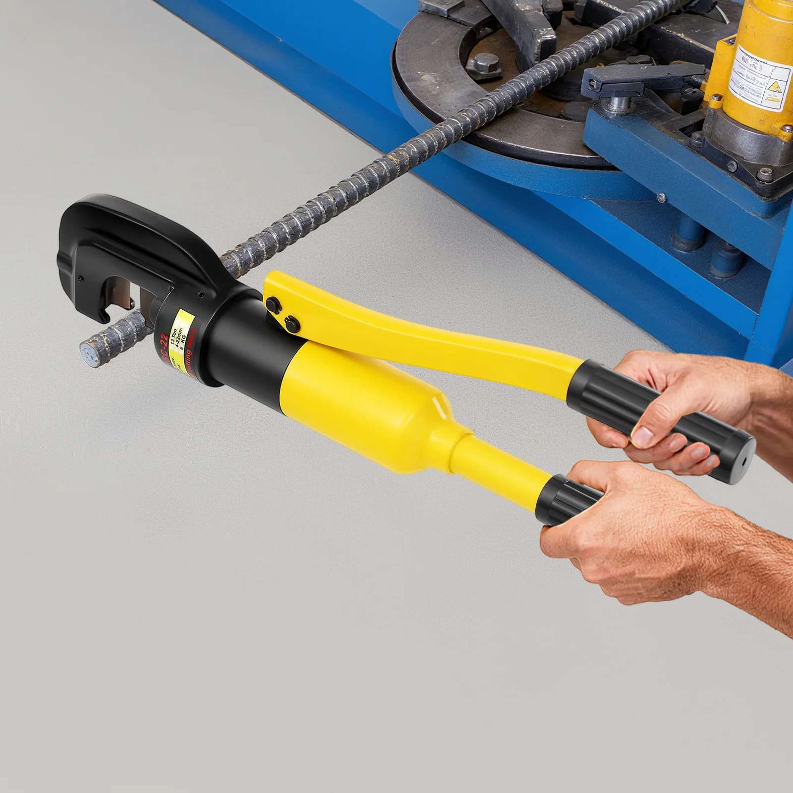 

Hydraulic Rebar Cutter 1/4" - 3/4" / 4 mm - 22mm,Concrete Construction Tool 12Ton,Handheld Rebar Cutter