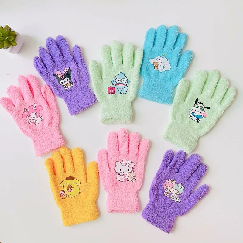 

Sanrio Cartoon Warm Gloves Hello Kitty Melody Kuromi Cinnamoroll Pompom Purin LittleTwinStars Anime Figures Winter Plush Gloves