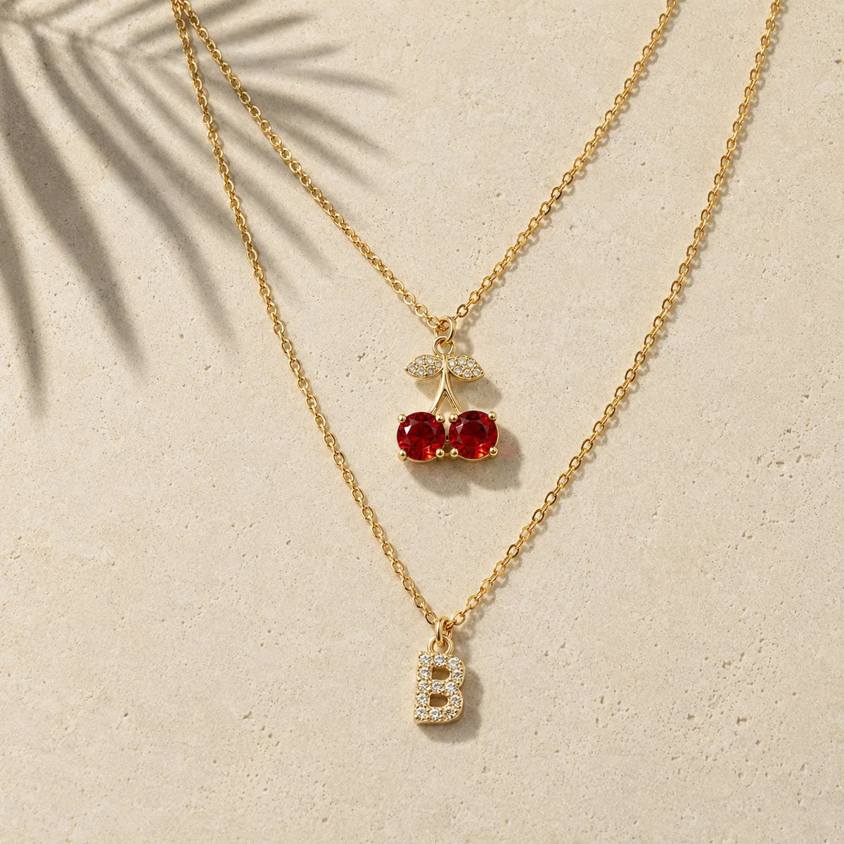 Vergoldeter Personalisierter Initialen-Anhänger Kirsch-Halskette für Damen und Herren mit Kubischem Zirkonia, Geburtstagsgeschenk-Schmuck – Detail 2