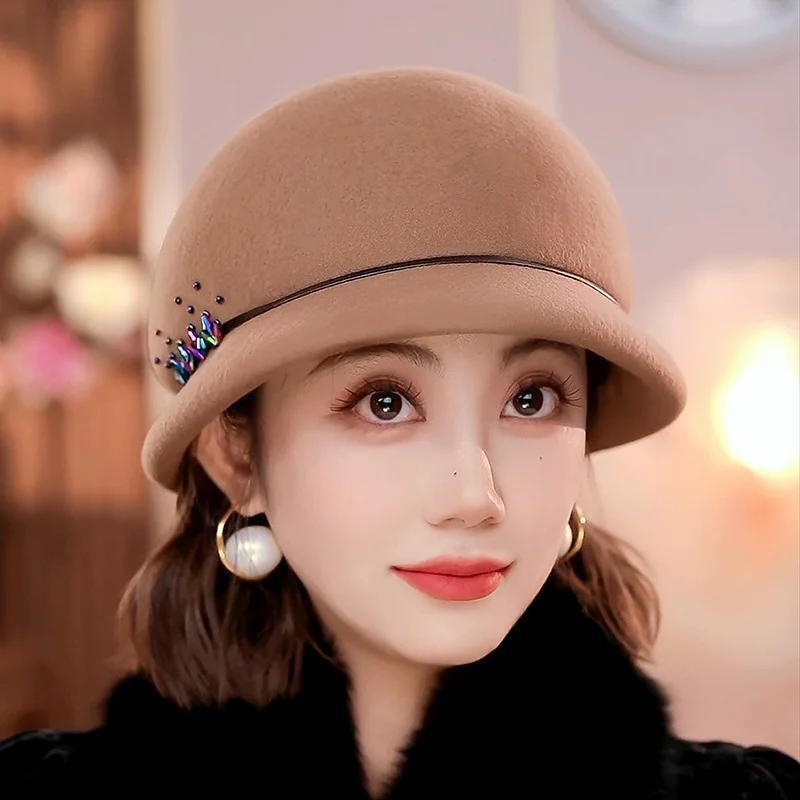 chapeau-en-laine-elegant-pour-l'automne-et-l'hiver-fait-main-chaud-polyvalent-a-la-mode-ideal-pour-les-voyages-a-visiere-courte-et-a-bord-rond-chapeau-cadeau-pt1475