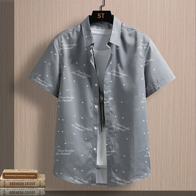 

Мужская рубашка из ледяного шелка с коротким рукавом: охлаждающий эффект, повседневный свободный крой, молодежный стиль, на пуговицах, не требует глажки, летняя мода