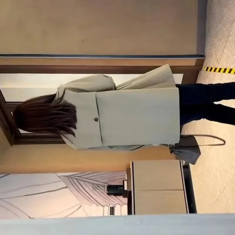 

Корейская женская однотонная ветровка средней длины, весенняя/осенняя модная куртка с длинным рукавом на подкладке