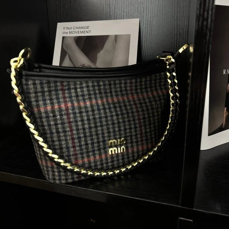 

Famous Designer Women Leather Tote Bag Elegant Classic Popular Crossbody Shoulder Bag For Ladies Premium
