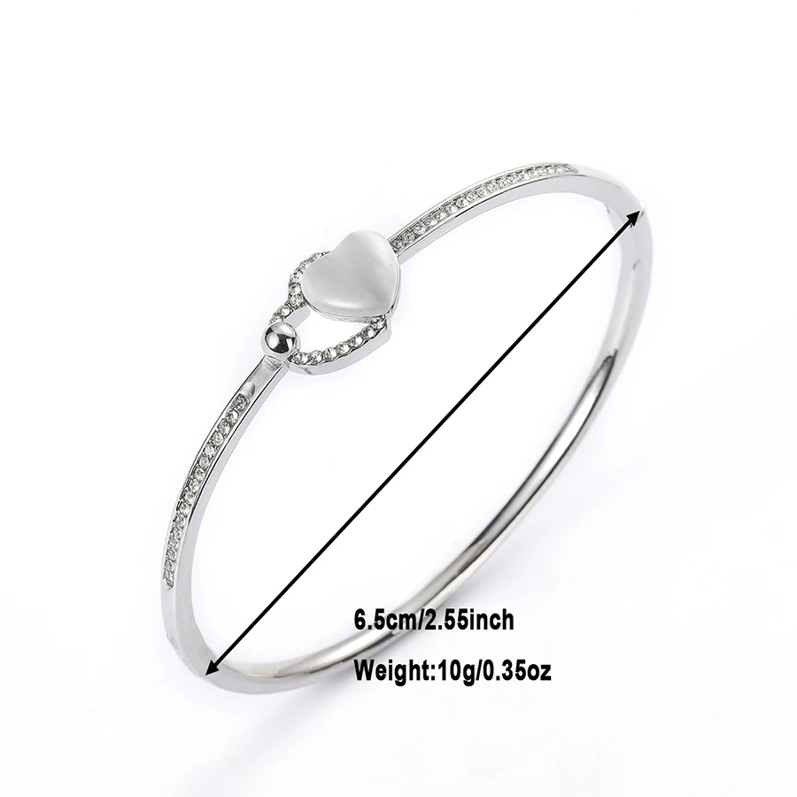 Women's fashion light luxury rhinestone bracelet heart cutout design women can not resist the charm of jewelry