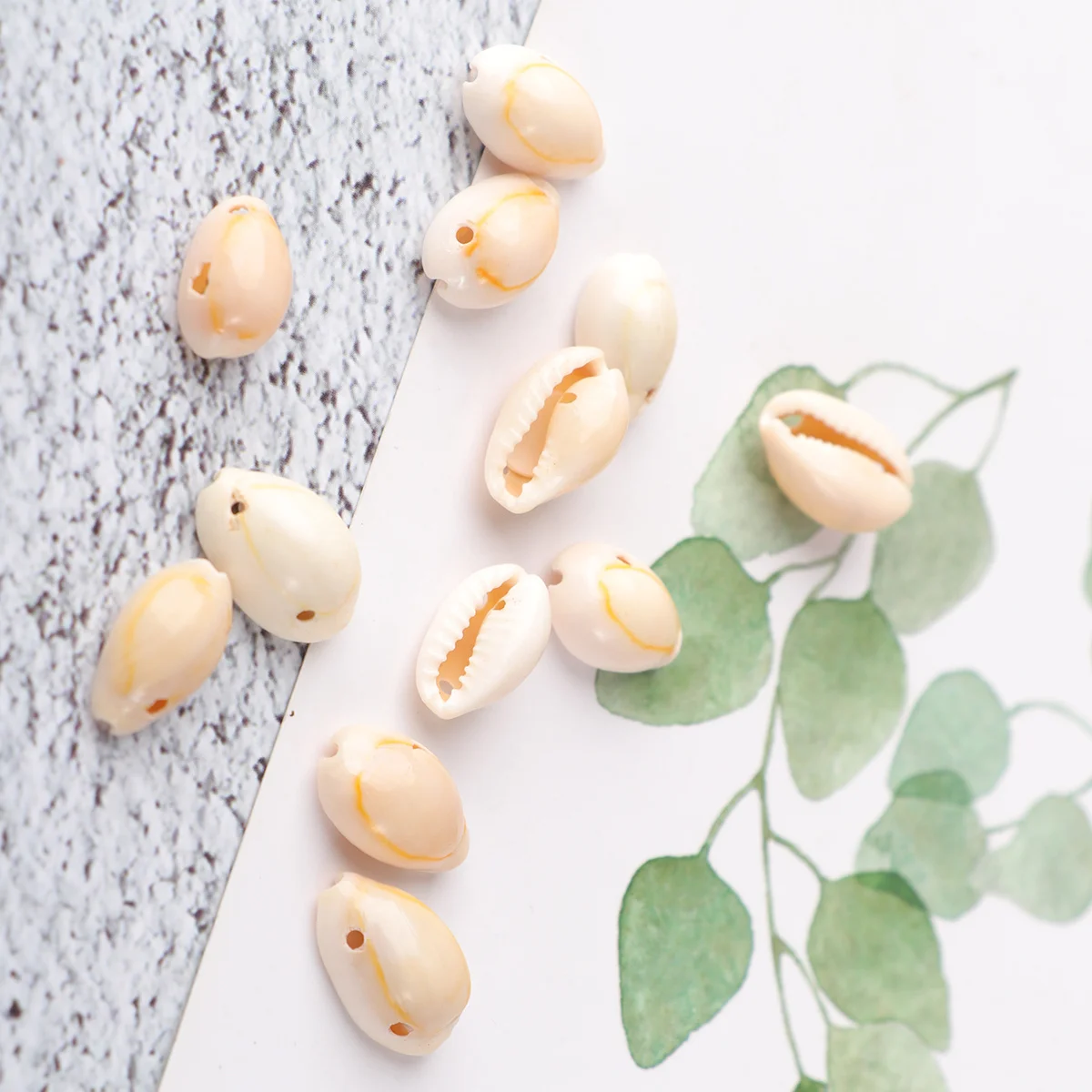 

50Pcs Natural Sea Conch Pendant 1.6cm Real Shell Pendant Each Unique for DIY Necklace Earring Craft Supplies Hanging Ornament