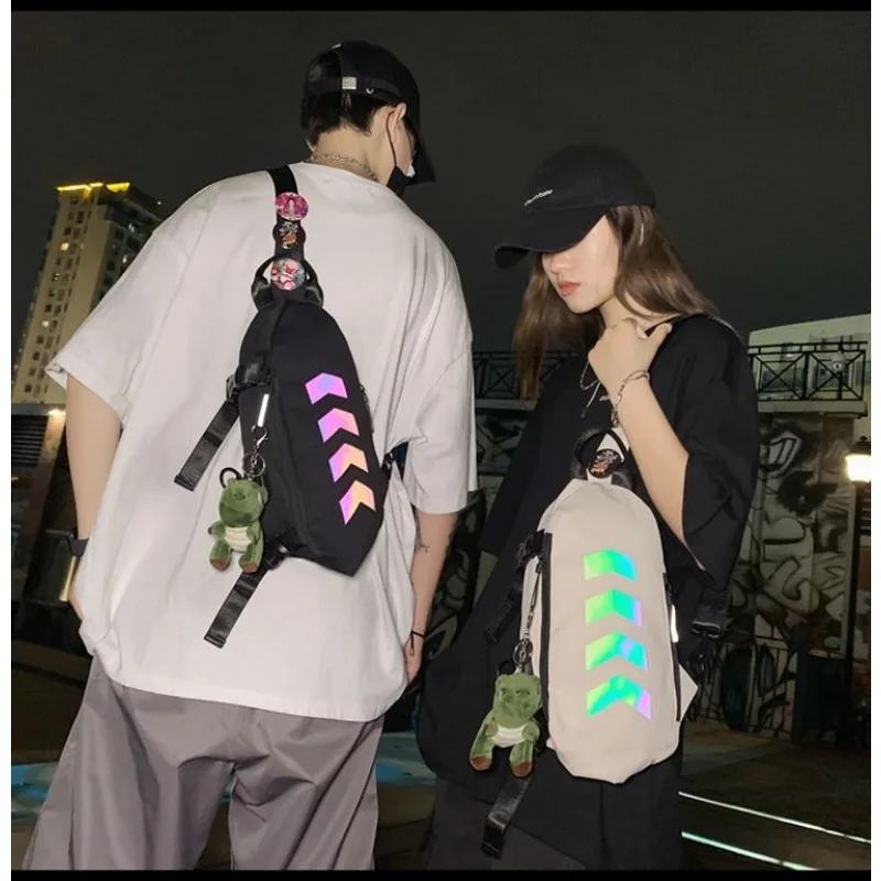 عاكس الصدر حزمة ليلة حقيبة جري الرياضة في الهواء الطلق Crossbody حقيبة رافعة للجنسين ركوب الدراجات المشي لمسافات طويلة الخصر حزمة مقاوم للماء السفر USB