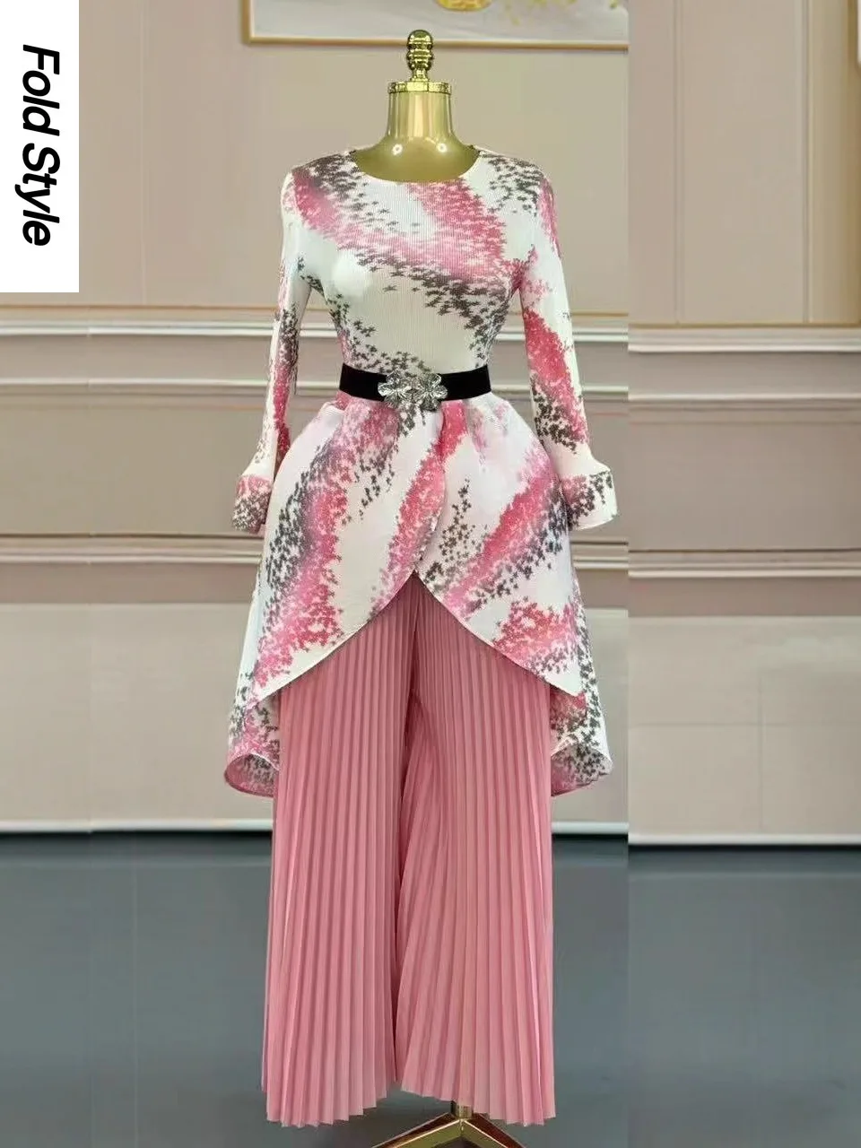 

Miyake плиссированный модный костюм с принтом, женская одежда, свободный топ с принтом + широкие прямые брюки, комплект из двух предметов