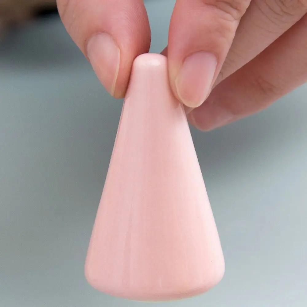 

Simple Jewelry Props Finger Shape Organizer Tray Ceramic Ring Holder Jewelry Packaging Jewelry Display Stand Ring Display Rack