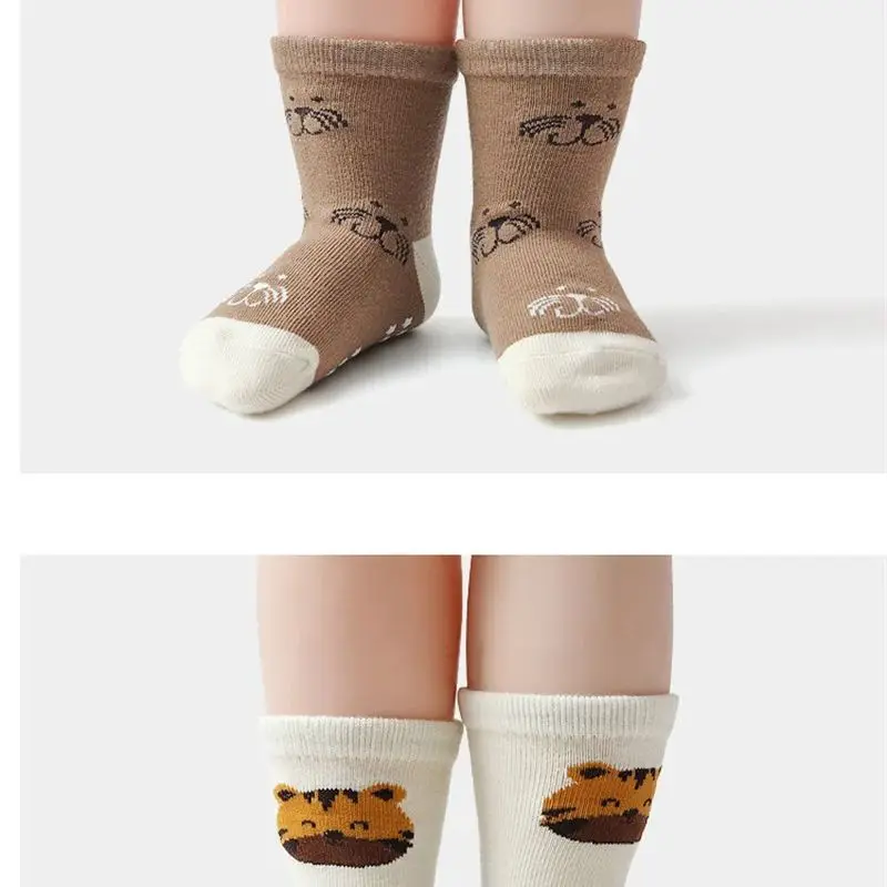 Chaussettes coordonnantes pour tout-petits avec poignée pour garçons et filles, chaussettes coordonnantes pour bébés, chaussettes d'équipage en coton pour enfants, extérieur, 0-7 ans, lot de 12 paires