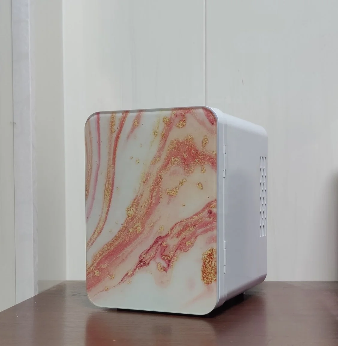 Smart Library 4L Desktop care Cosmetic Cooler Box Car Refrigerator Mini Fridge Custom Branded Refrigerator Cosmetique